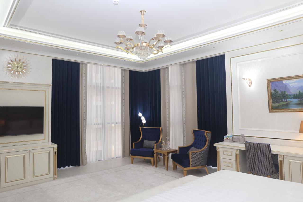 Safo Dushanbe Exterior foto